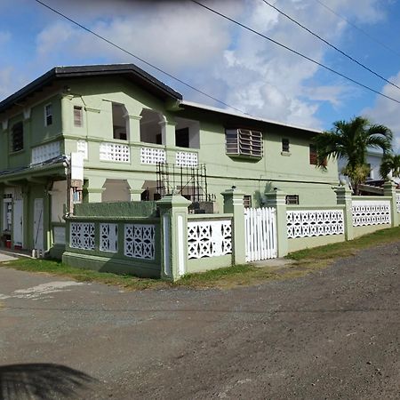 Conveniently Located, Quiet & Amp; Comfortable Christiansted Ngoại thất bức ảnh