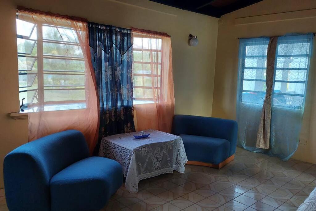 Conveniently Located, Quiet & Amp; Comfortable Christiansted Ngoại thất bức ảnh